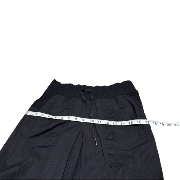 Lululemon Dance Studio Mid-Rise Cropped Pants Size 6 Lightweight Drawstring - Picture 6 of 14